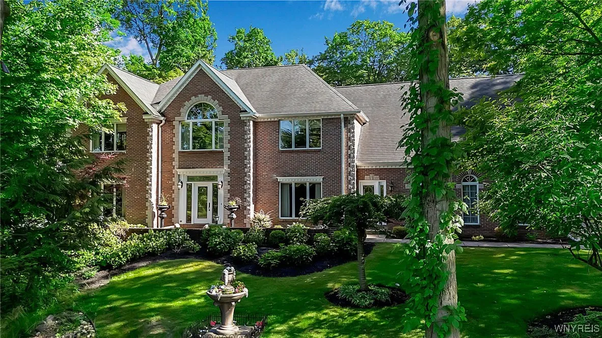 9875 Hollingson Rd, Clarence, New York 14031, Clarence, New York 14031, 5 Bedrooms Bedrooms, 15 Rooms Rooms,3 BathroomsBathrooms,Residential,Closed,9875 Hollingson Rd, Clarence, New York 14031,0,B1618517