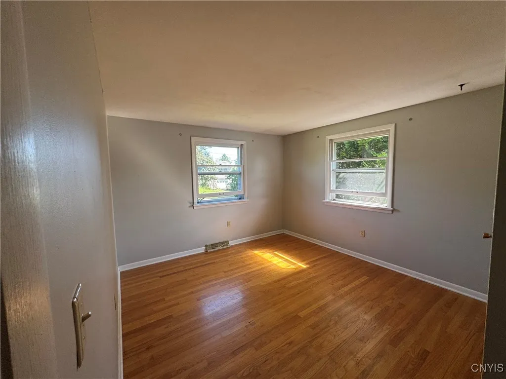 7870 Oneida Trail, Cicero, New York 13030, Cicero, New York 13030, 4 Bedrooms Bedrooms, 8 Rooms Rooms,2 BathroomsBathrooms,Residential Lease,Closed,7870 Oneida Trail, Cicero, New York 13030,S1619045