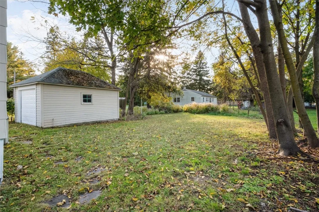 23 Peacock Street, Auburn, New York 13021, Auburn, New York 13021, 3 Bedrooms Bedrooms, 7 Rooms Rooms,1 BathroomBathrooms,Residential,Closed,23 Peacock Street, Auburn, New York 13021,0,R1619054