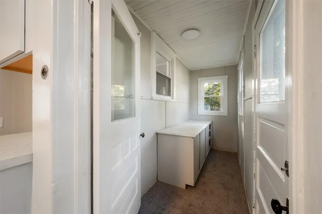 23 Peacock Street, Auburn, New York 13021, Auburn, New York 13021, 3 Bedrooms Bedrooms, 7 Rooms Rooms,1 BathroomBathrooms,Residential,Closed,23 Peacock Street, Auburn, New York 13021,0,R1619054