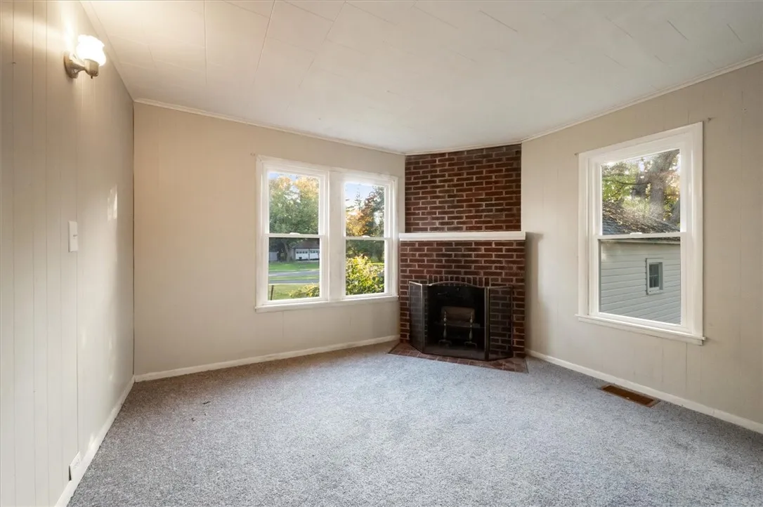 23 Peacock Street, Auburn, New York 13021, Auburn, New York 13021, 3 Bedrooms Bedrooms, 7 Rooms Rooms,1 BathroomBathrooms,Residential,Closed,23 Peacock Street, Auburn, New York 13021,0,R1619054
