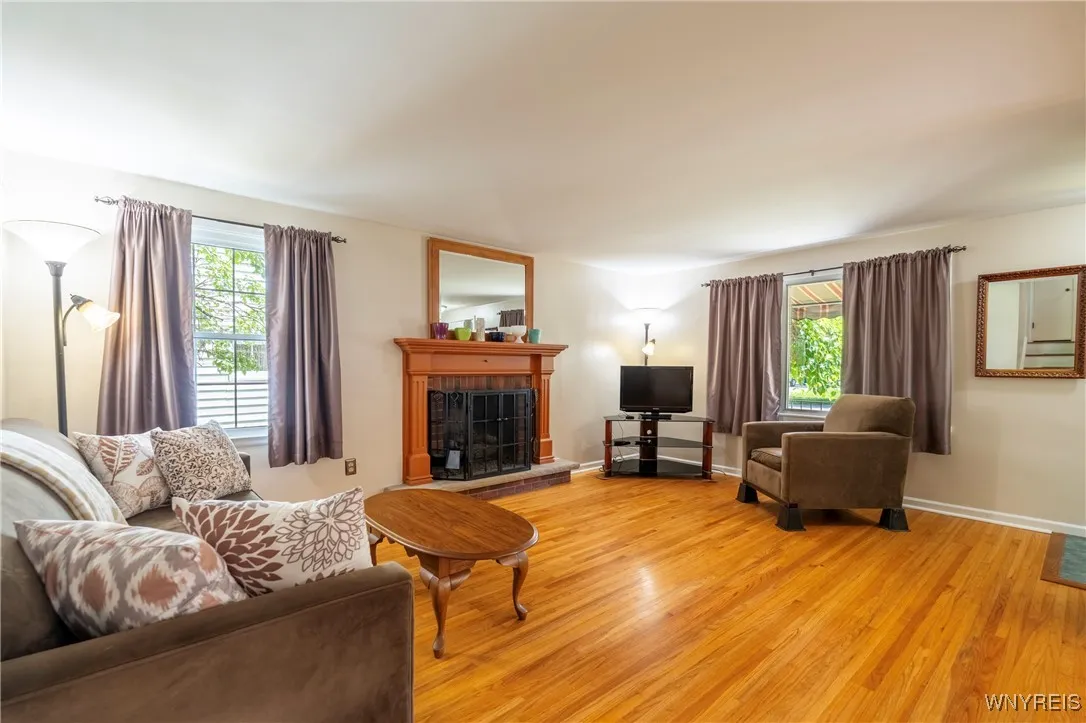 397 Darwin Drive, Amherst, New York 14226, Amherst, New York 14226, 3 Bedrooms Bedrooms, 8 Rooms Rooms,2 BathroomsBathrooms,Residential,Closed,397 Darwin Drive, Amherst, New York 14226,0,B1618881
