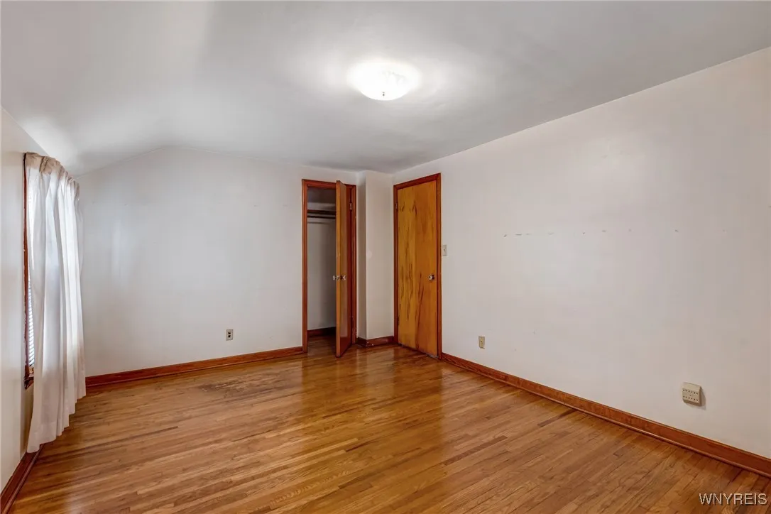 2104 Walnut Avenue, Niagara Falls, New York 14301, Niagara Falls, New York 14301, 3 Bedrooms Bedrooms, 7 Rooms Rooms,2 BathroomsBathrooms,Residential,For Sale,2104 Walnut Avenue, Niagara Falls, New York 14301,B1619062