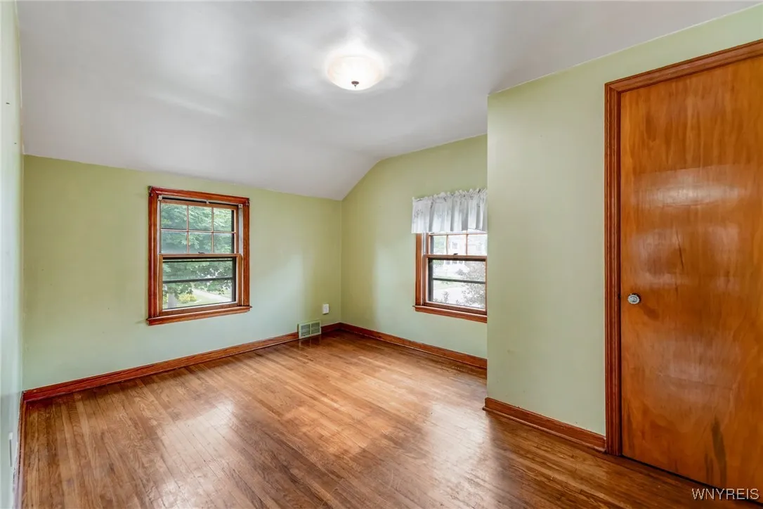 2104 Walnut Avenue, Niagara Falls, New York 14301, Niagara Falls, New York 14301, 3 Bedrooms Bedrooms, 7 Rooms Rooms,2 BathroomsBathrooms,Residential,For Sale,2104 Walnut Avenue, Niagara Falls, New York 14301,B1619062