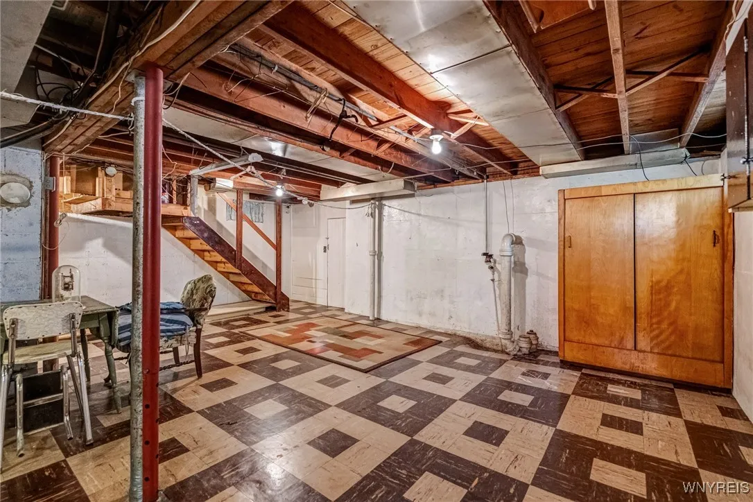 2104 Walnut Avenue, Niagara Falls, New York 14301, Niagara Falls, New York 14301, 3 Bedrooms Bedrooms, 7 Rooms Rooms,2 BathroomsBathrooms,Residential,For Sale,2104 Walnut Avenue, Niagara Falls, New York 14301,B1619062