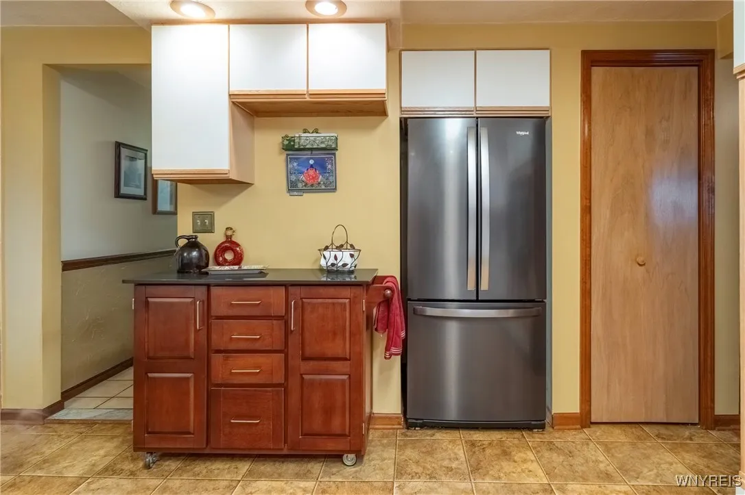 55 Twilight Lane, Amherst, New York 14051, Amherst, New York 14051, 4 Bedrooms Bedrooms, 9 Rooms Rooms,2 BathroomsBathrooms,Residential,For Sale,55 Twilight Lane, Amherst, New York 14051,B1619039