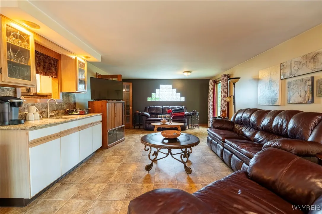 55 Twilight Lane, Amherst, New York 14051, Amherst, New York 14051, 4 Bedrooms Bedrooms, 9 Rooms Rooms,2 BathroomsBathrooms,Residential,For Sale,55 Twilight Lane, Amherst, New York 14051,B1619039