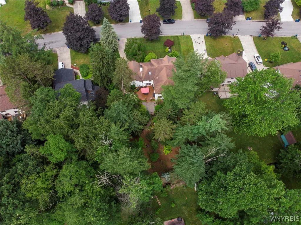 55 Twilight Lane, Amherst, New York 14051, Amherst, New York 14051, 4 Bedrooms Bedrooms, 9 Rooms Rooms,2 BathroomsBathrooms,Residential,For Sale,55 Twilight Lane, Amherst, New York 14051,B1619039