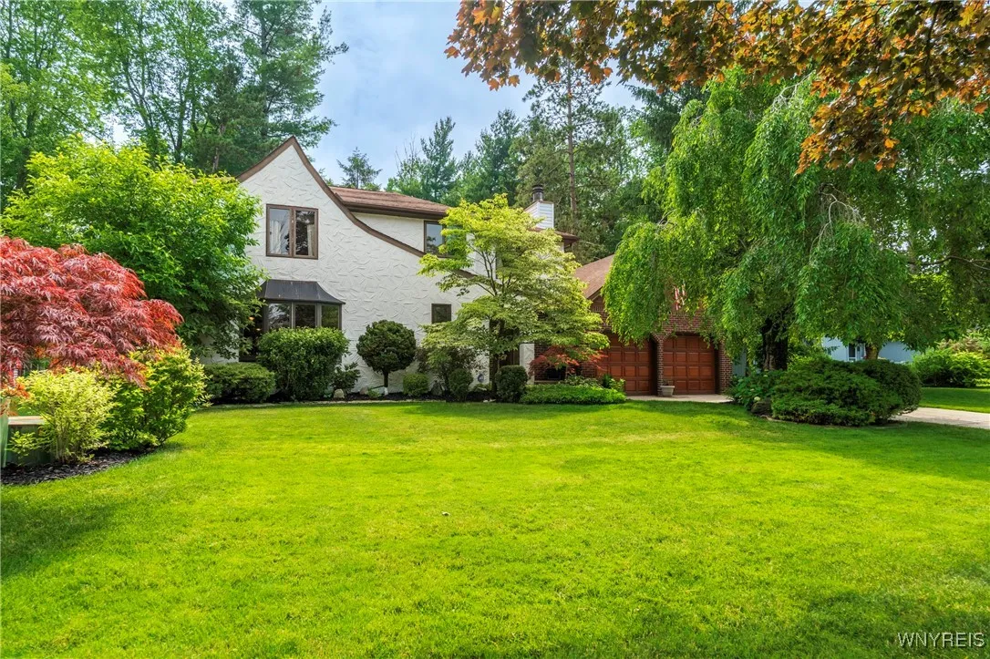 55 Twilight Lane, Amherst, New York 14051, Amherst, New York 14051, 4 Bedrooms Bedrooms, 9 Rooms Rooms,2 BathroomsBathrooms,Residential,For Sale,55 Twilight Lane, Amherst, New York 14051,B1619039