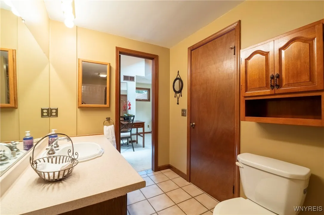 55 Twilight Lane, Amherst, New York 14051, Amherst, New York 14051, 4 Bedrooms Bedrooms, 9 Rooms Rooms,2 BathroomsBathrooms,Residential,For Sale,55 Twilight Lane, Amherst, New York 14051,B1619039