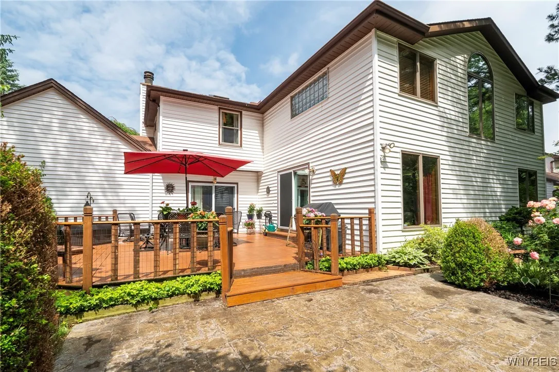 55 Twilight Lane, Amherst, New York 14051, Amherst, New York 14051, 4 Bedrooms Bedrooms, 9 Rooms Rooms,2 BathroomsBathrooms,Residential,For Sale,55 Twilight Lane, Amherst, New York 14051,B1619039