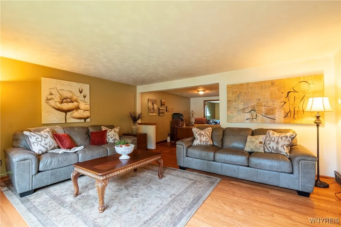 55 Twilight Lane, Amherst, New York 14051, Amherst, New York 14051, 4 Bedrooms Bedrooms, 9 Rooms Rooms,2 BathroomsBathrooms,Residential,For Sale,55 Twilight Lane, Amherst, New York 14051,B1619039