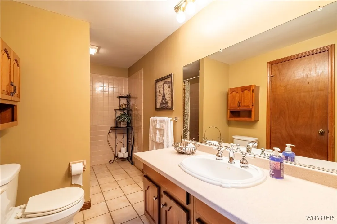 55 Twilight Lane, Amherst, New York 14051, Amherst, New York 14051, 4 Bedrooms Bedrooms, 9 Rooms Rooms,2 BathroomsBathrooms,Residential,For Sale,55 Twilight Lane, Amherst, New York 14051,B1619039