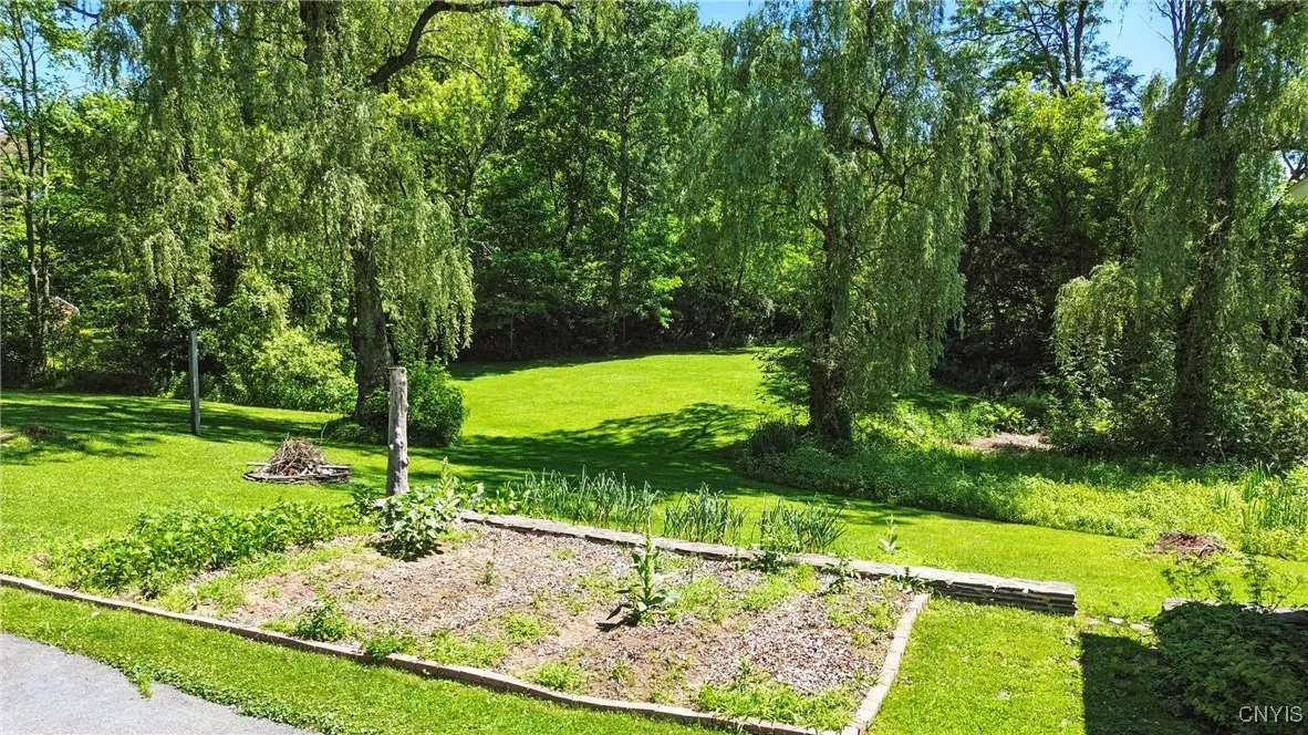 388 Sutton Road, Schroeppel, New York 13132, Schroeppel, New York 13132, 4 Bedrooms Bedrooms, 7 Rooms Rooms,1 BathroomBathrooms,Residential,For Sale,388 Sutton Road, Schroeppel, New York 13132,S1618920