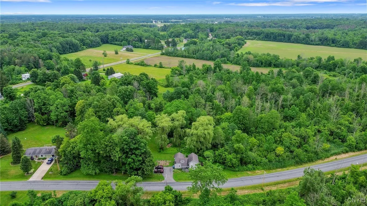 388 Sutton Road, Schroeppel, New York 13132, Schroeppel, New York 13132, 4 Bedrooms Bedrooms, 7 Rooms Rooms,1 BathroomBathrooms,Residential,For Sale,388 Sutton Road, Schroeppel, New York 13132,S1618920