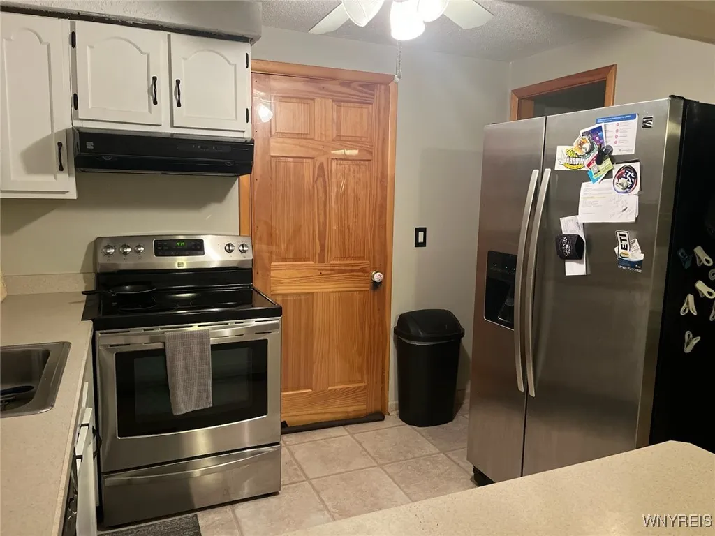 6526 Nash Road, Wheatfield, New York 14120, Wheatfield, New York 14120, 6 Bedrooms Bedrooms, 7 Rooms Rooms,3 BathroomsBathrooms,Residential,For Sale,6526 Nash Road, Wheatfield, New York 14120,0,B1619053