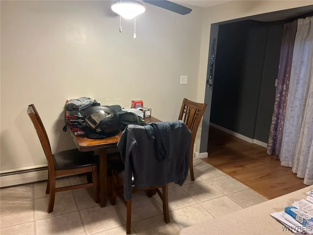 6526 Nash Road, Wheatfield, New York 14120, Wheatfield, New York 14120, 6 Bedrooms Bedrooms, 7 Rooms Rooms,3 BathroomsBathrooms,Residential,For Sale,6526 Nash Road, Wheatfield, New York 14120,B1619053