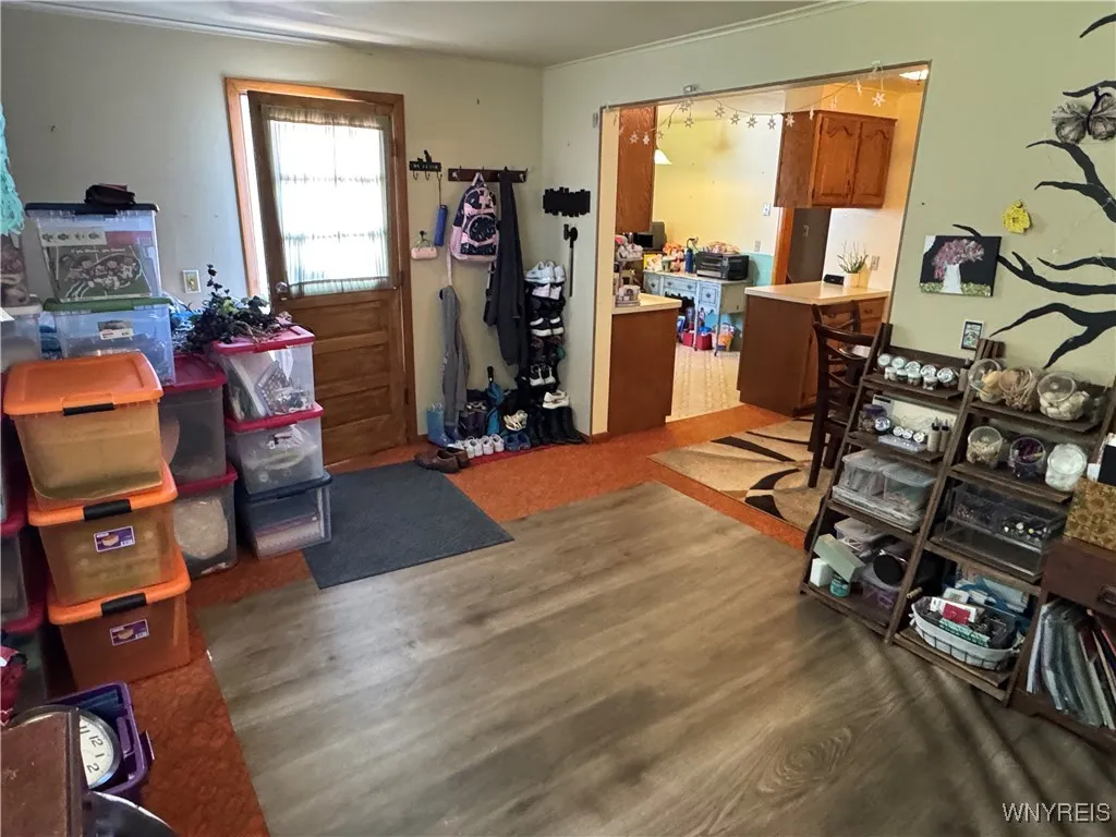 293 Lamont Drive, Amherst, New York 14226, Amherst, New York 14226, 2 Bedrooms Bedrooms, 7 Rooms Rooms,1 BathroomBathrooms,Residential,For Sale,293 Lamont Drive, Amherst, New York 14226,B1618866