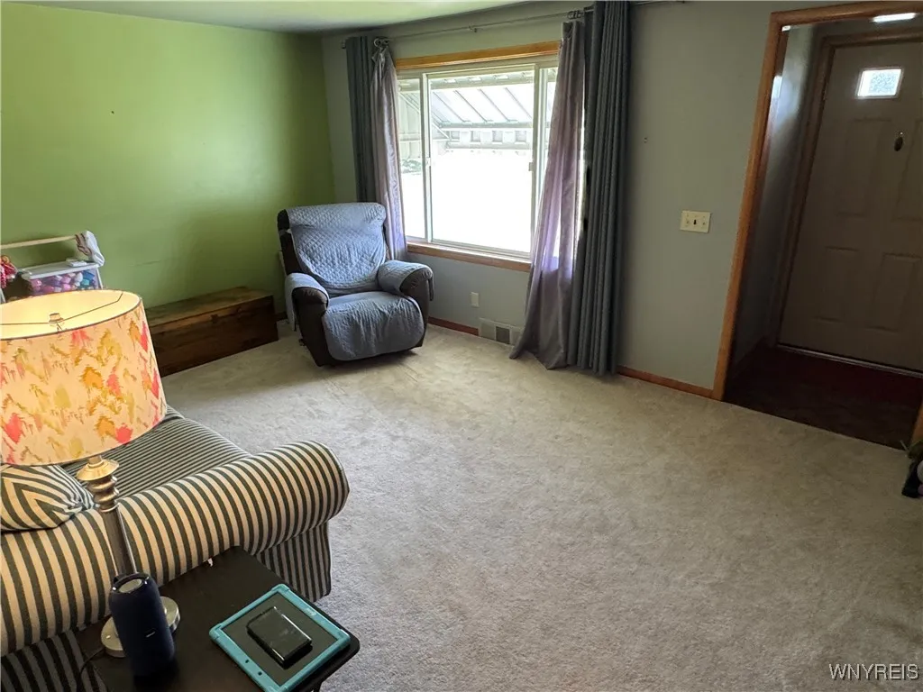293 Lamont Drive, Amherst, New York 14226, Amherst, New York 14226, 2 Bedrooms Bedrooms, 7 Rooms Rooms,1 BathroomBathrooms,Residential,For Sale,293 Lamont Drive, Amherst, New York 14226,B1618866