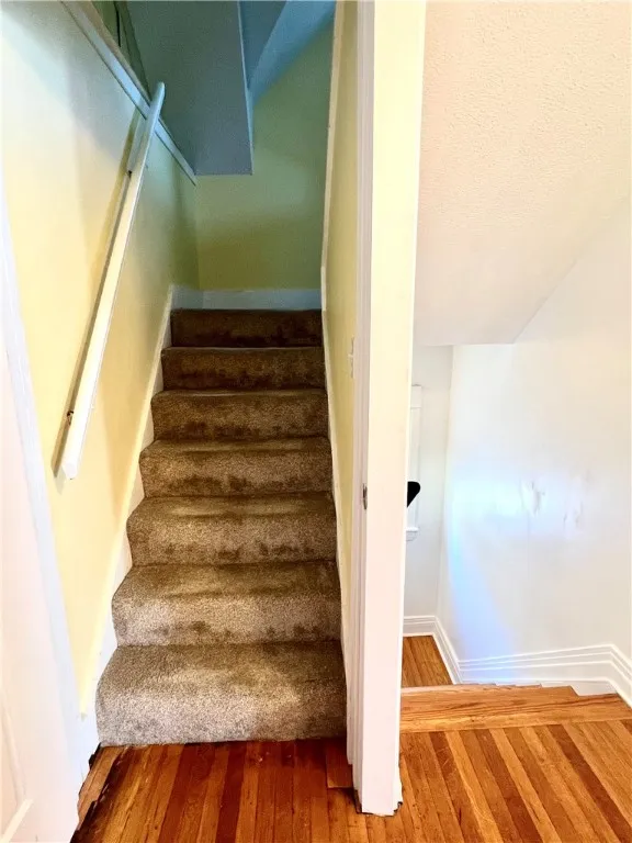Stair to finished attic