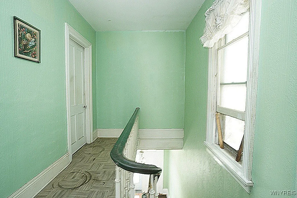 57 Christiana Street, North Tonawanda, New York 14, North Tonawanda, New York 14120, 5 Bedrooms Bedrooms, 14 Rooms Rooms,3 BathroomsBathrooms,Residential,Closed,57 Christiana Street, North Tonawanda, New York 14,0,B1619066