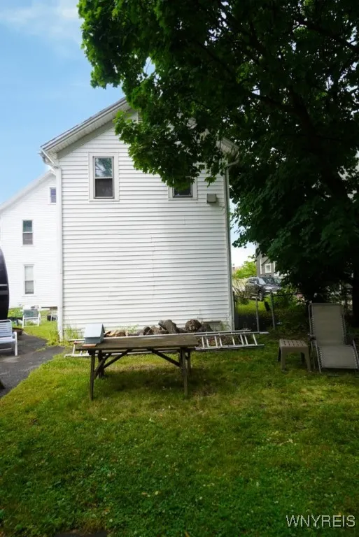 57 Christiana Street, North Tonawanda, New York 14, North Tonawanda, New York 14120, 5 Bedrooms Bedrooms, 14 Rooms Rooms,3 BathroomsBathrooms,Residential,Closed,57 Christiana Street, North Tonawanda, New York 14,0,B1619066