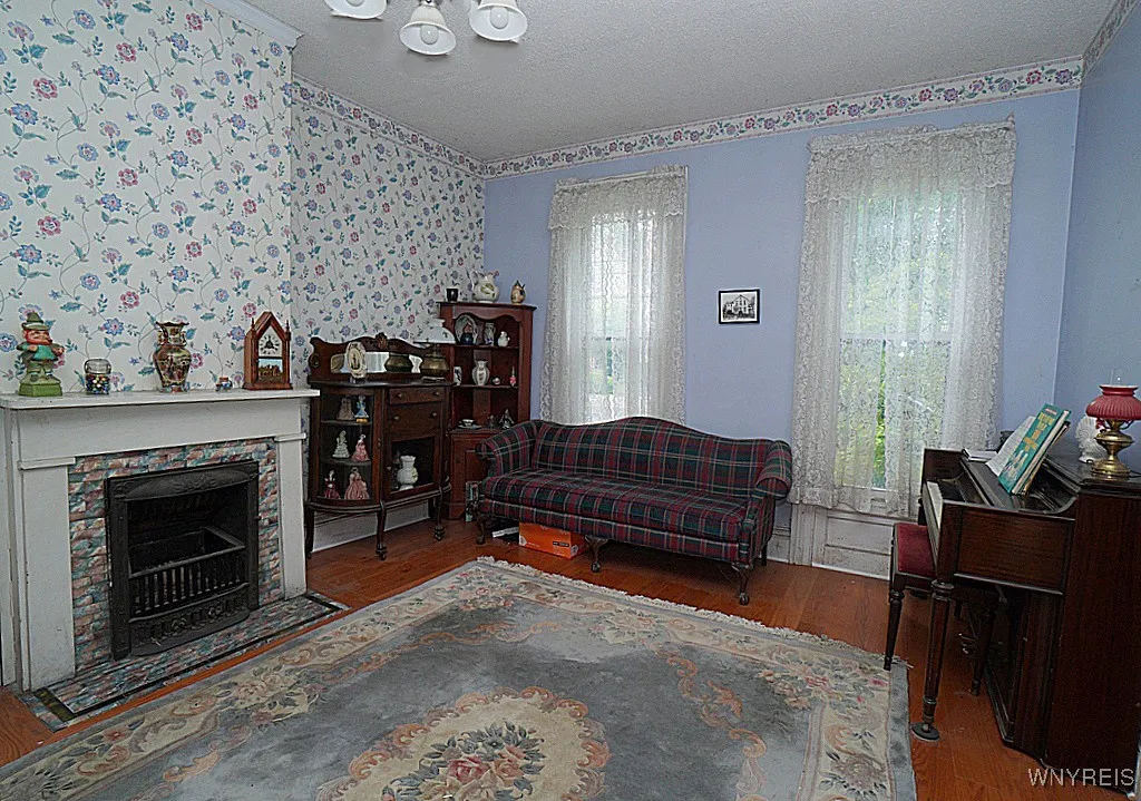 57 Christiana Street, North Tonawanda, New York 14, North Tonawanda, New York 14120, 5 Bedrooms Bedrooms, 14 Rooms Rooms,3 BathroomsBathrooms,Residential,Closed,57 Christiana Street, North Tonawanda, New York 14,0,B1619066