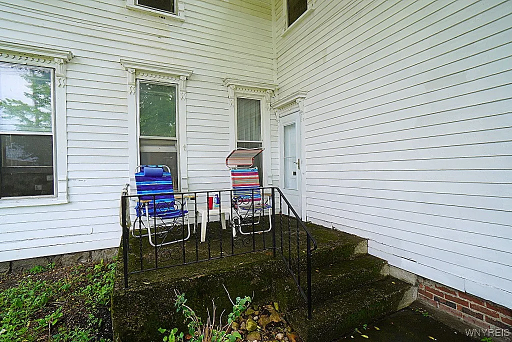 57 Christiana Street, North Tonawanda, New York 14, North Tonawanda, New York 14120, 5 Bedrooms Bedrooms, 14 Rooms Rooms,3 BathroomsBathrooms,Residential,Closed,57 Christiana Street, North Tonawanda, New York 14,0,B1619066