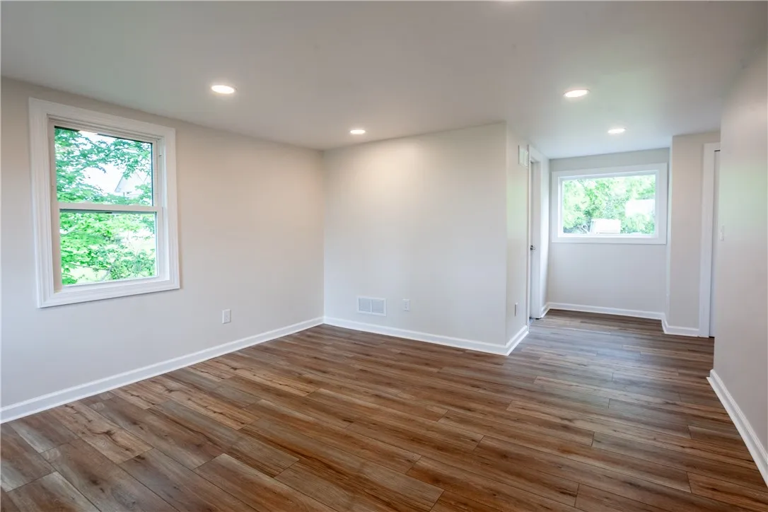 5252 Arbor Road, Marion, New York 14519, Marion, New York 14519, 3 Bedrooms Bedrooms, 5 Rooms Rooms,2 BathroomsBathrooms,Residential Lease,For Rent,5252 Arbor Road, Marion, New York 14519,R1618970