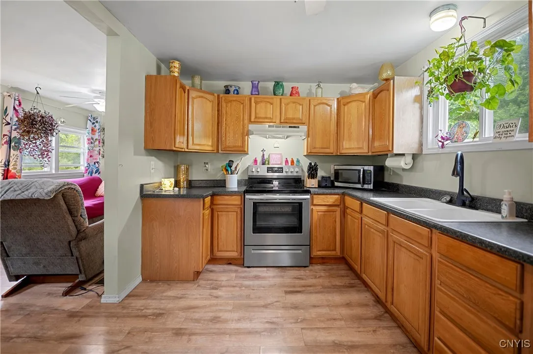 1 Ames Street, Mexico, New York 13114, Mexico, New York 13114, 1 Bedroom Bedrooms, 4 Rooms Rooms,1 BathroomBathrooms,Residential,Closed,1 Ames Street, Mexico, New York 13114,0,S1616372