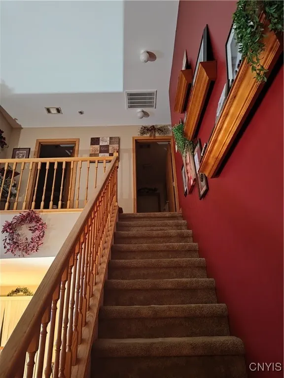 5425 Summerset, Deerfield, New York 13502, Deerfield, New York 13502, 3 Bedrooms Bedrooms, 7 Rooms Rooms,2 BathroomsBathrooms,Residential,Closed,5425 Summerset, Deerfield, New York 13502,0,S1618954