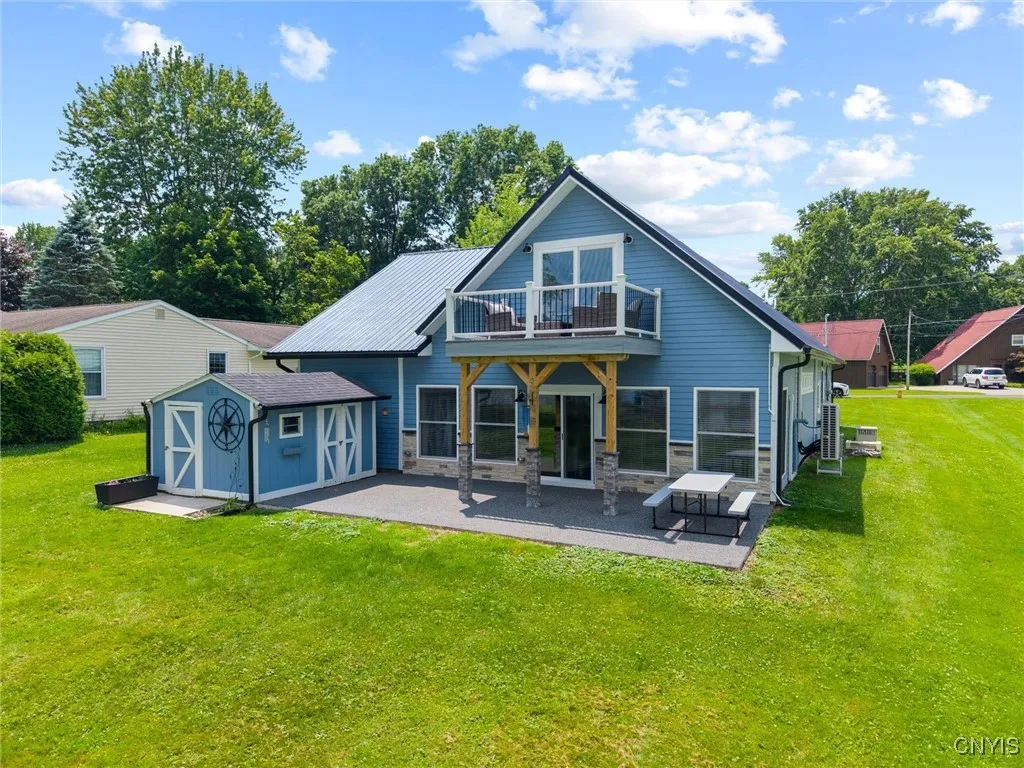 13 East Edgewater Drive, Fulton, New York 13069, Fulton, New York 13069, 5 Bedrooms Bedrooms, 12 Rooms Rooms,2 BathroomsBathrooms,Residential,For Sale,13 East Edgewater Drive, Fulton, New York 13069,0,S1618827