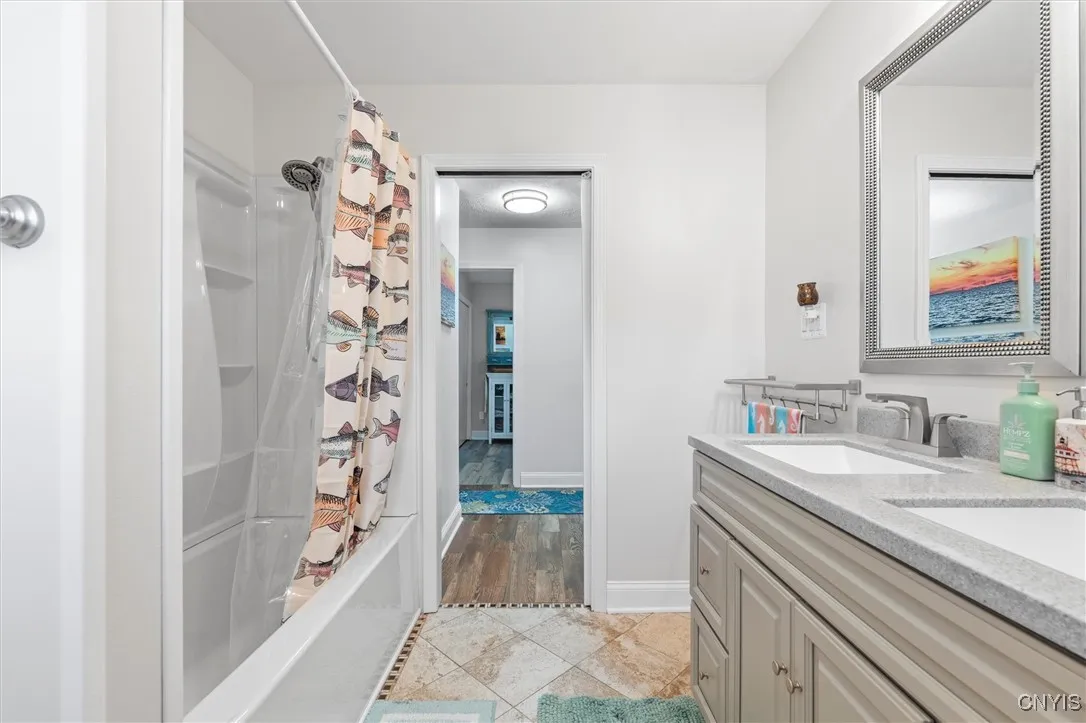 First flr. bath, double sink, close to bedrms.