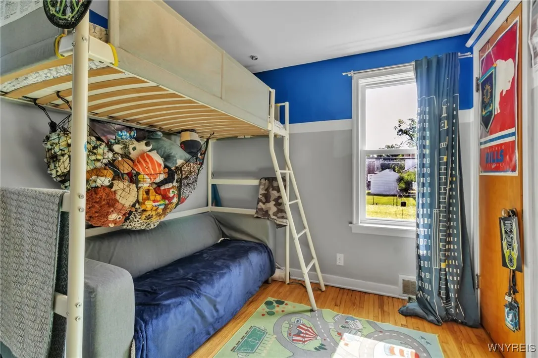 61 Chateau East, Amherst, New York 14226, Amherst, New York 14226, 3 Bedrooms Bedrooms, 6 Rooms Rooms,1 BathroomBathrooms,Residential,For Sale,61 Chateau East, Amherst, New York 14226,B1618801