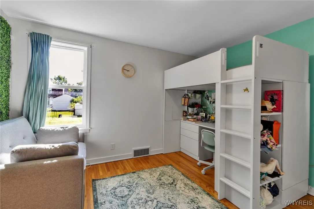 61 Chateau East, Amherst, New York 14226, Amherst, New York 14226, 3 Bedrooms Bedrooms, 6 Rooms Rooms,1 BathroomBathrooms,Residential,For Sale,61 Chateau East, Amherst, New York 14226,B1618801