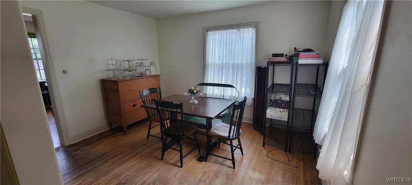 242 Northwood Drive, Tonawanda, New York 14223, Tonawanda, New York 14223, 2 Bedrooms Bedrooms, 5 Rooms Rooms,1 BathroomBathrooms,Residential,For Sale,242 Northwood Drive, Tonawanda, New York 14223,B1618021