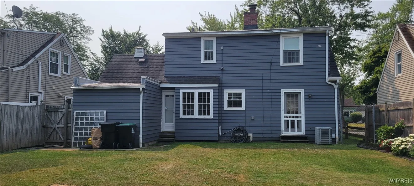 242 Northwood Drive, Tonawanda, New York 14223, Tonawanda, New York 14223, 2 Bedrooms Bedrooms, 5 Rooms Rooms,1 BathroomBathrooms,Residential,For Sale,242 Northwood Drive, Tonawanda, New York 14223,B1618021
