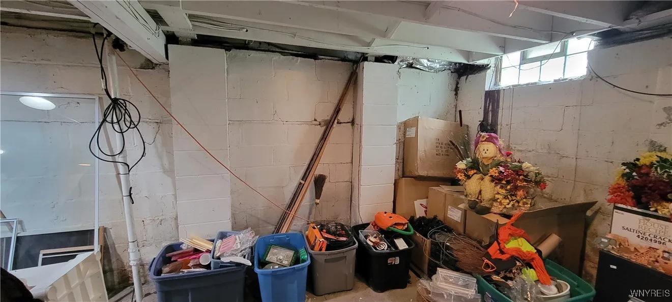 242 Northwood Drive, Tonawanda, New York 14223, Tonawanda, New York 14223, 2 Bedrooms Bedrooms, 5 Rooms Rooms,1 BathroomBathrooms,Residential,For Sale,242 Northwood Drive, Tonawanda, New York 14223,B1618021