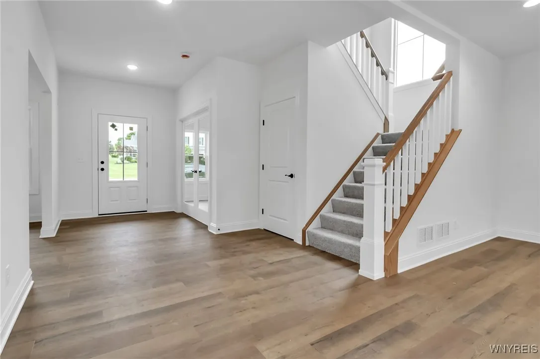 20 Knoche Way, Orchard Park, New York 14127, Orchard Park, New York 14127, 4 Bedrooms Bedrooms, 4 Rooms Rooms,2 BathroomsBathrooms,Residential,For Sale,20 Knoche Way, Orchard Park, New York 14127,B1619166