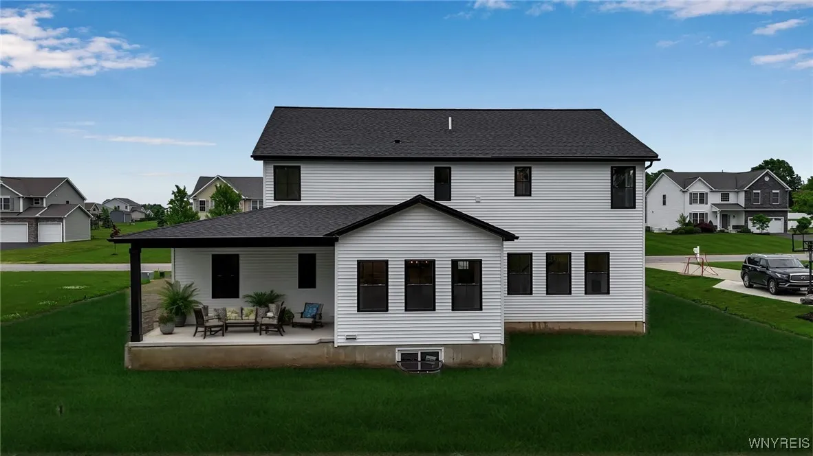 20 Knoche Way, Orchard Park, New York 14127, Orchard Park, New York 14127, 4 Bedrooms Bedrooms, 4 Rooms Rooms,2 BathroomsBathrooms,Residential,For Sale,20 Knoche Way, Orchard Park, New York 14127,B1619166