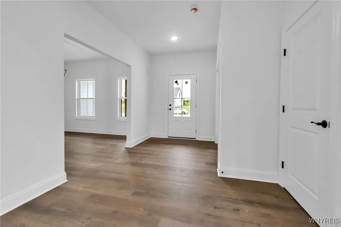 20 Knoche Way, Orchard Park, New York 14127, Orchard Park, New York 14127, 4 Bedrooms Bedrooms, 4 Rooms Rooms,2 BathroomsBathrooms,Residential,For Sale,20 Knoche Way, Orchard Park, New York 14127,B1619166