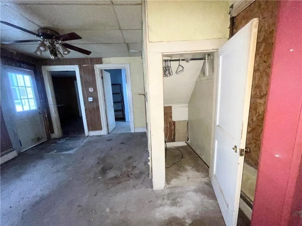 31 Boston Avenue, Seneca Falls, New York 13148, Seneca Falls, New York 13148, 3 Bedrooms Bedrooms, 6 Rooms Rooms,1 BathroomBathrooms,Residential,For Sale,31 Boston Avenue, Seneca Falls, New York 13148,R1618995