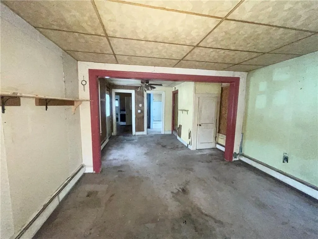 31 Boston Avenue, Seneca Falls, New York 13148, Seneca Falls, New York 13148, 3 Bedrooms Bedrooms, 6 Rooms Rooms,1 BathroomBathrooms,Residential,For Sale,31 Boston Avenue, Seneca Falls, New York 13148,R1618995