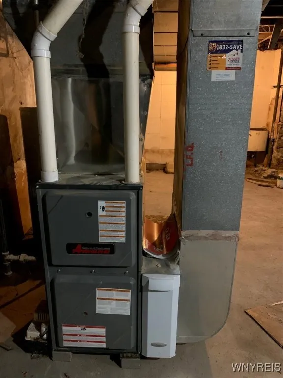 388 Lafayette Ave, Buffalo, New York 14213, Buffalo, New York 14213, 8 Bedrooms Bedrooms, ,2 BathroomsBathrooms,Residential,Closed,388 Lafayette Ave, Buffalo, New York 14213,0,B1619216