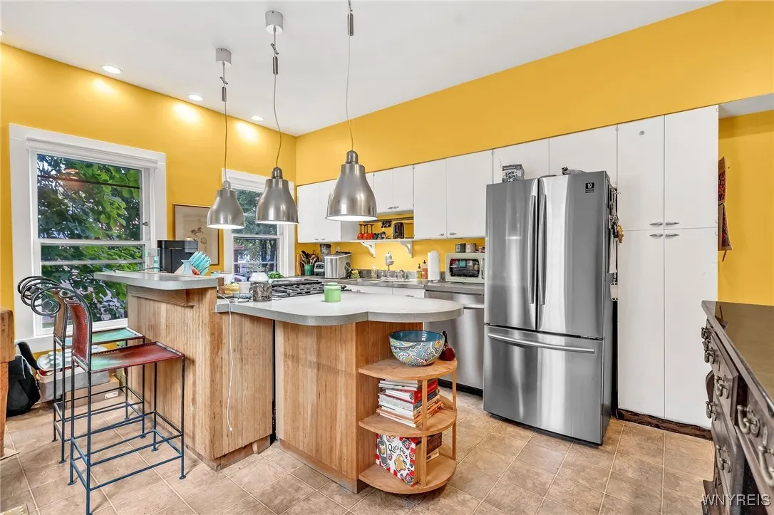 388 Lafayette Ave, Buffalo, New York 14213, Buffalo, New York 14213, 8 Bedrooms Bedrooms, ,2 BathroomsBathrooms,Residential,Closed,388 Lafayette Ave, Buffalo, New York 14213,0,B1619216
