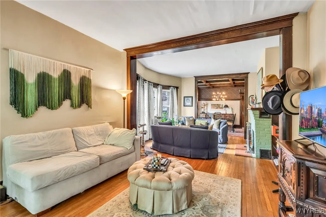 388 Lafayette Ave, Buffalo, New York 14213, Buffalo, New York 14213, 8 Bedrooms Bedrooms, ,2 BathroomsBathrooms,Residential,Closed,388 Lafayette Ave, Buffalo, New York 14213,0,B1619216