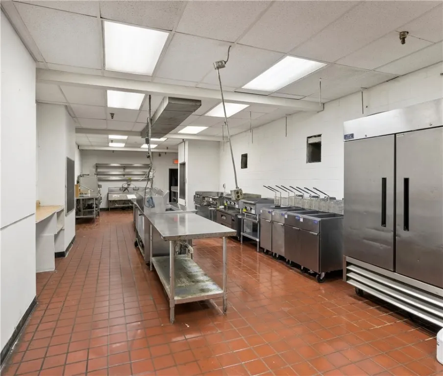 250 Pixley Road, Gates, New York 14624, Gates, New York 14624, ,Commercial Sale,For Sale,250 Pixley Road, Gates, New York 14624,R1619141