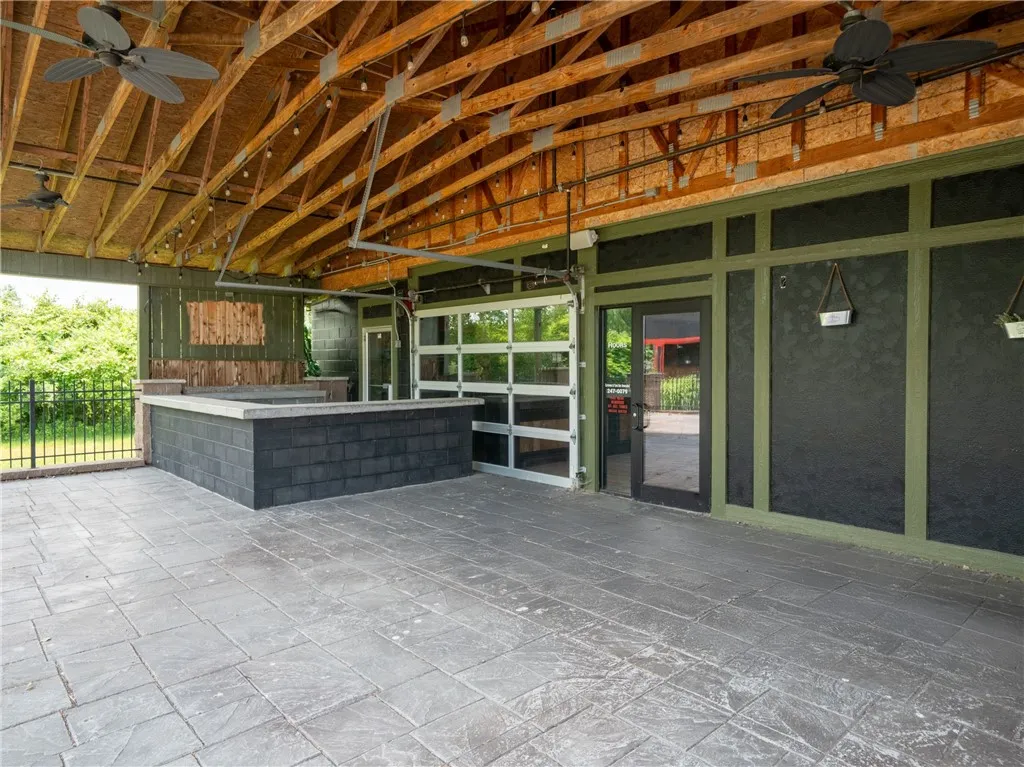250 Pixley Road, Gates, New York 14624, Gates, New York 14624, ,Commercial Sale,For Sale,250 Pixley Road, Gates, New York 14624,R1619141