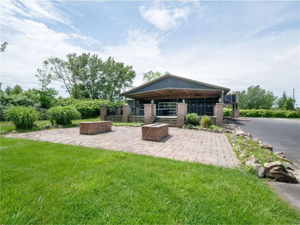 250 Pixley Road, Gates, New York 14624, Gates, New York 14624, ,Commercial Sale,For Sale,250 Pixley Road, Gates, New York 14624,R1619141