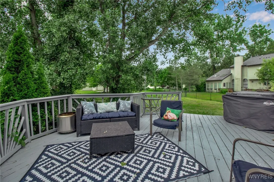 152 Pino Verde Lane, Amherst, New York 14221, Amherst, New York 14221, 5 Bedrooms Bedrooms, 9 Rooms Rooms,2 BathroomsBathrooms,Residential,For Sale,152 Pino Verde Lane, Amherst, New York 14221,B1619297